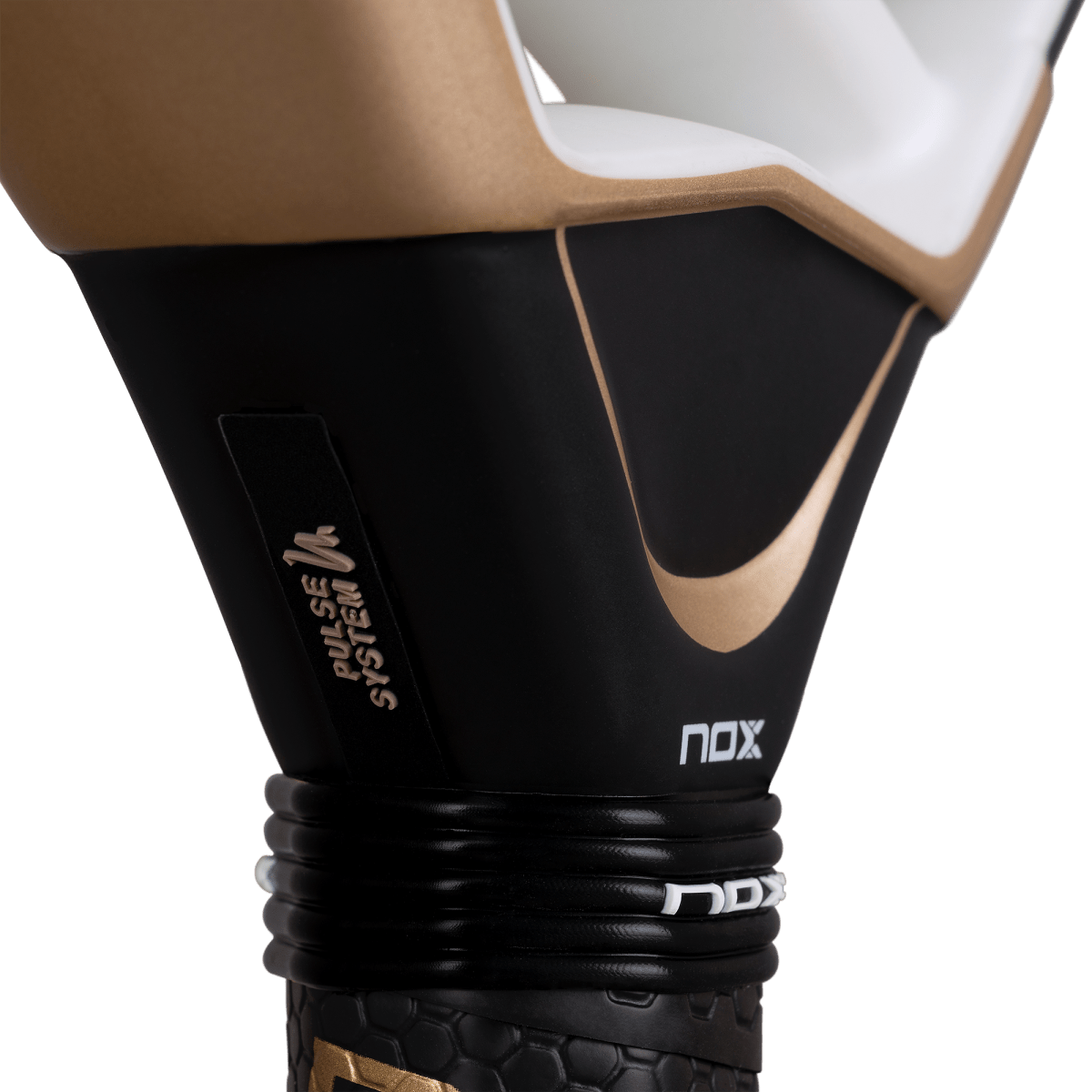 NOX AT10 Luxury Genius 18K Alum Padel Racket image 9